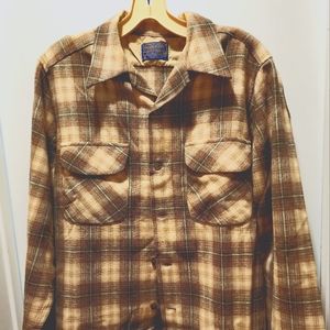 Men's vintage Pendleton board shirt, medium